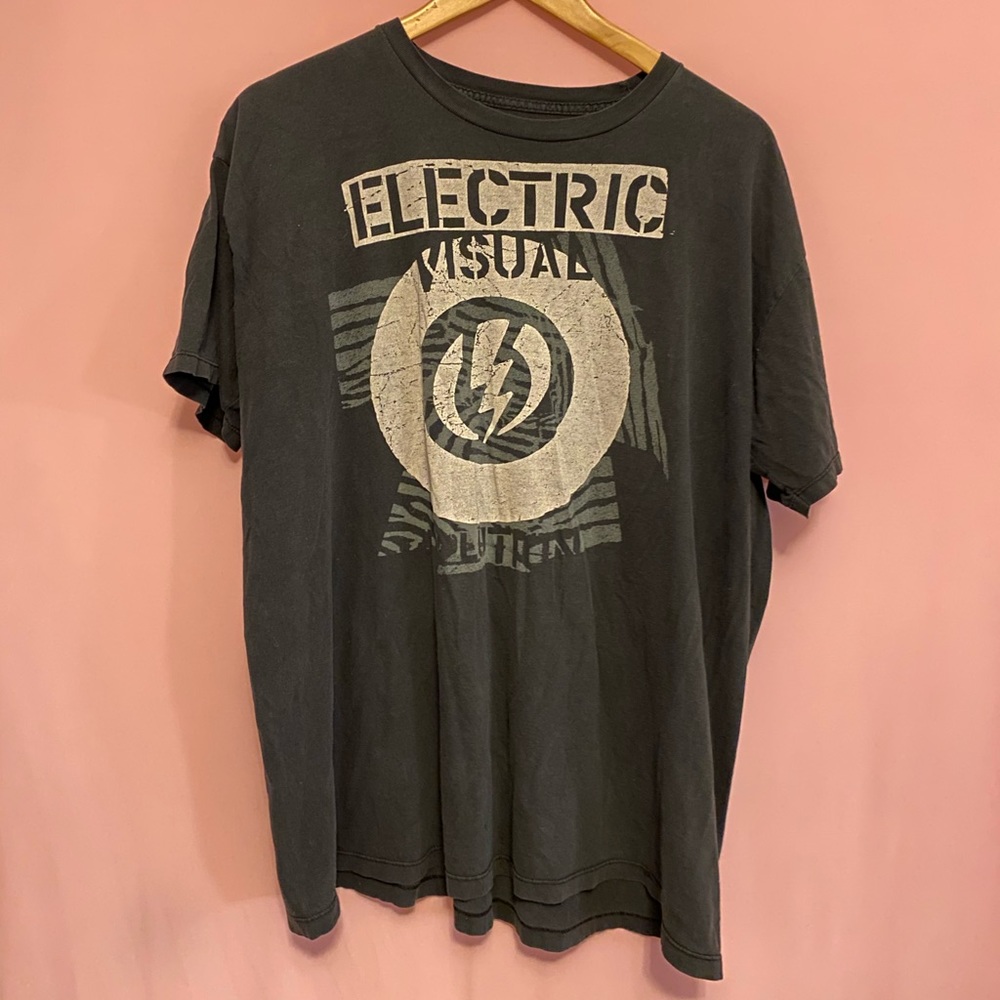 90s Electric visual xl graphic tee